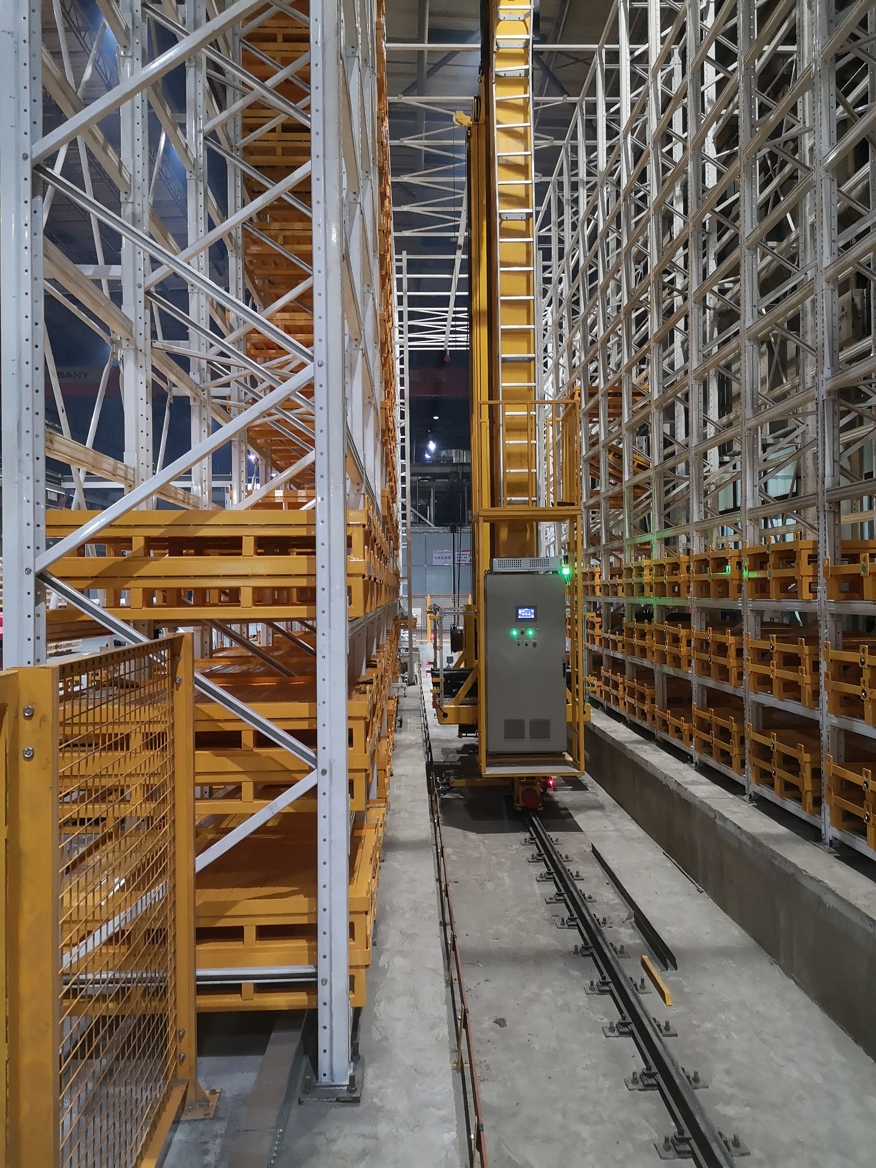 重載型巷道堆垛機（jī）